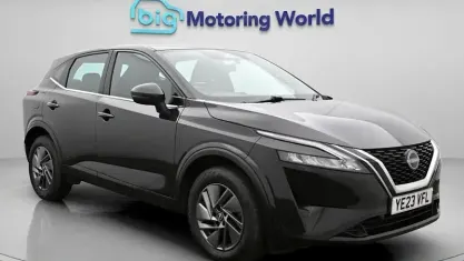Second-hand Nissan Qashqai Acenta Premium 140 CP (102 kW) 2023 Negru SUV