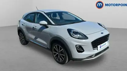 Usado Ford Puma Titanium 125 HP (91 kW) 2023 Cinzento SUV