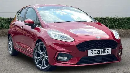 Używany Ford Fiesta ST-Line 155 KM (114 kW) 2021 Czerwony Hatchback