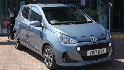Used Hyundai i10 Premium SE 88 HP (64 kW) 2020 Hatchback