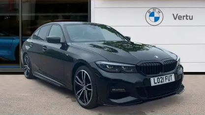 Usado BMW 320 M Sport 184 HP (135 kW) 2021 Preto Sedan