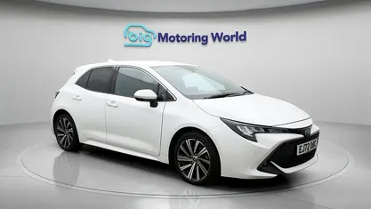 Used Toyota Corolla Design 122 HP (89 kW) 2022 Hatchback