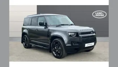 Used Land Rover Defender HSE Dynamic 349 HP (256 kW) 2026 Grey SUV