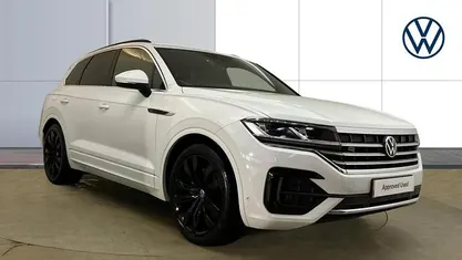 White Used 2023 VW Touareg R-line SUV | £41,855 (Fair price)