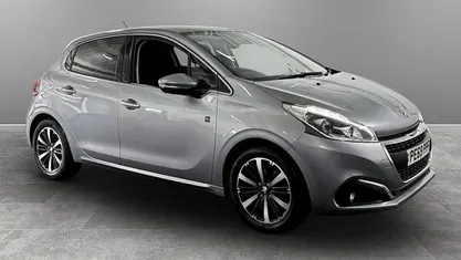 Used Peugeot 208 82 HP (60 kW) 2019 Hatchback