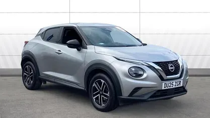 Used Nissan Juke N-Connecta 114 HP (83 kW) 2025 Silver SUV