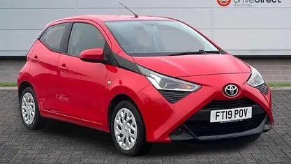 Used 2019 Toyota Aygo X-play Hatchback | £7,253 (Fair price)