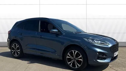 Usado Ford Kuga ST-Line X 225 HP (165 kW) 2023 SUV