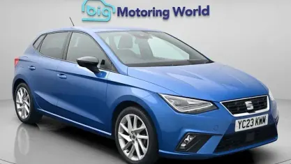 Używany Seat Ibiza FR 80 KM (58 kW) 2023 Niebieski Hatchback