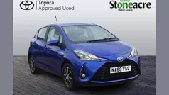 Blue Used 2018 Toyota Yaris Hybrid Hatchback | £11,500 (Fair price)