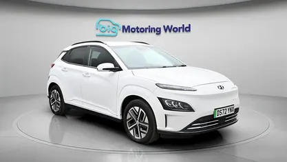 Used Hyundai Kona Premium 150 kW (204 HP) 2022 White SUV