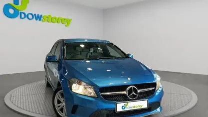 Used Mercedes A180 Executive 109 HP (80 kW) 2017 Blue Hatchback