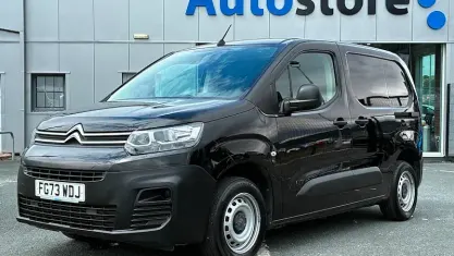 Used Citroën Berlingo 102 HP (75 kW) 2023 MPV