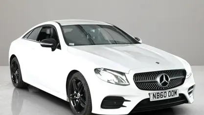 Used Mercedes E300 AMG line 245 HP (180 kW) 2019 White Coupe