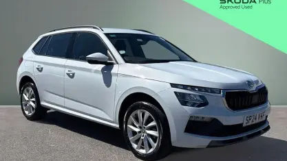 Begagnad Skoda Kamiq SE 95 HK (69 kW) 2024 Vit SUV