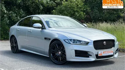 Used Jaguar XE R-Sport 179 HP (131 kW) 2019 Sedan