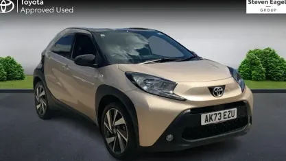 Used Toyota Aygo X 72 HP (52 kW) 2023 Beige SUV
