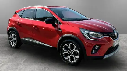Used Renault Captur Techno 143 HP (105 kW) 2023 Red SUV