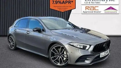 Usado Mercedes A35 AMG Premium 306 HP (225 kW) 2022 Cinzento Citadino