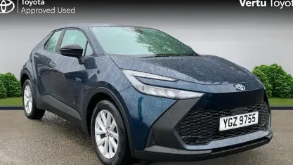 Used Toyota C-HR 140 HP (102 kW) 2026 SUV