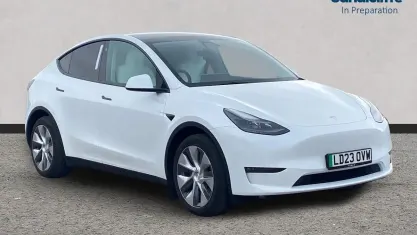 Used Tesla Model Y Long Range AWD 378 kW (514 HP) 2023 Multi coat  pearl white SUV