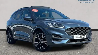 Second-hand Ford Kuga ST-Line X 150 CP (110 kW) 2023 Albastru SUV
