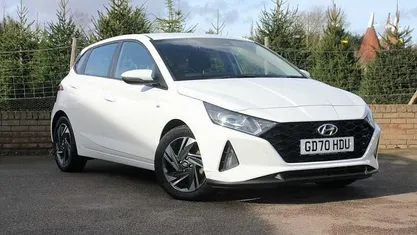 Begagnad Hyundai i20 SE 101 HK (74 kW) 2023 Halvkombi