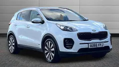 White Used 2016 Kia Sportage 4 SUV | £10,695 (Fair price)