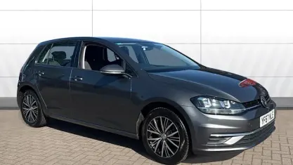 Used VW Golf VII SE 125 HP (91 kW) 2017 Grey Hatchback