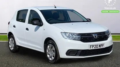 Used Dacia Sandero Essentiel 73 HP (53 kW) 2020 White Hatchback