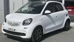 White Used 2015 Smart ForFour Premium Hatchback | £5,495 (Fair price)