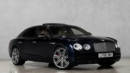 Used Bentley Flying Spur Mulliner 507 HP (372 kW) 2016 Black Sedan