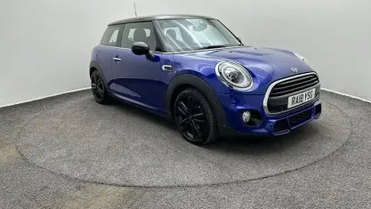 Used Mini Cooper Hatch 136 HP (100 kW) 2018 Blue Hatchback
