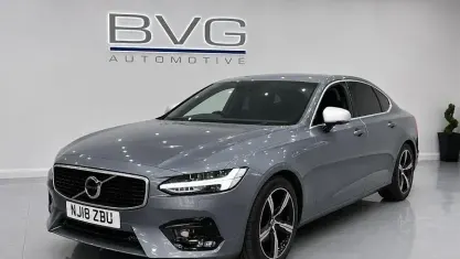 Usado Volvo S90 R-Design 190 HP (139 kW) 2018 Cinzento Sedan