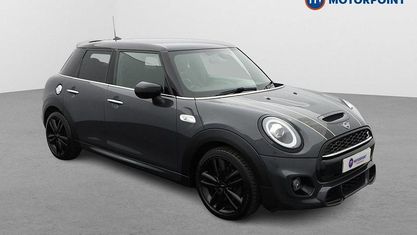 Begagnad Mini Cooper S Hatch 192 HK (141 kW) 2019 Grå Halvkombi