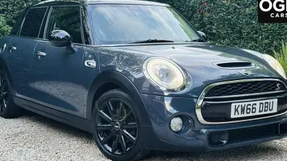 Usado Mini Cooper S Hatch 192 CV (141 kW) 2017 Utilitario