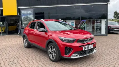 Used Kia Stonic GT-Line 101 HP (74 kW) 2024 SUV