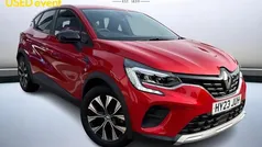 Red Used 2022 Renault Captur Evolution SUV | £17,099 (Fair price)