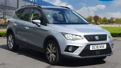 Używany Seat Arona SE Technology 116 KM (85 kW) 2018 Srebrny SUV