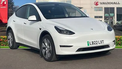 Used Tesla Model Y Long Range AWD 286 kW (389 HP) 2025 SUV