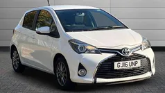 White Used 2016 Toyota Yaris Hatchback | £10,350 (Fair price)