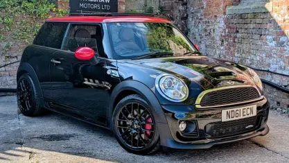 Used Mini John Cooper Works Hatch 211 HP (155 kW) 2011 Black Hatchback