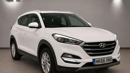 Used Hyundai Tucson SE 132 HP (97 kW) 2017 White SUV