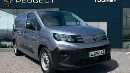 Używany Peugeot E-Partner 100 kW (136 KM) 2024 Szary Minivan