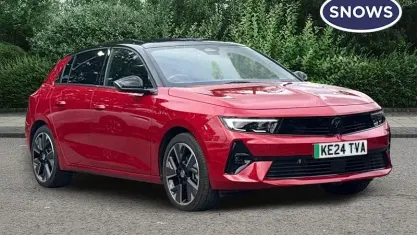 Usado Vauxhall Astra Ultimate 114 kW (156 HP) 2026 Citadino