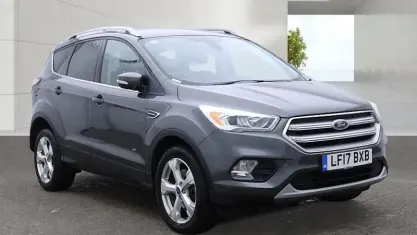 Used Ford Kuga Titanium 179 HP (131 kW) 2017 Grey SUV
