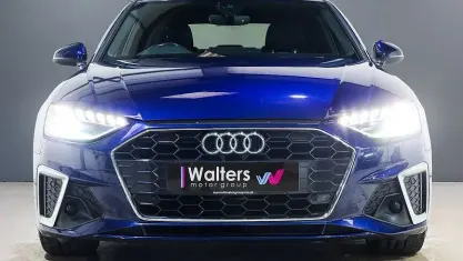 Used Audi A4 S-Line 190 HP (139 kW) 2020 Blue Sedan