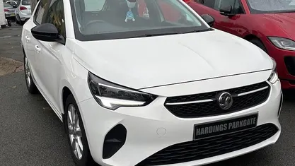 Used Vauxhall Corsa S 101 HP (74 kW) 2021 White Hatchback