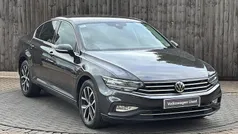Used 2022 VW Passat SEL Sedan | £15,599 (Fair price)