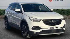 Brilliant paint white jade Used 2018 Vauxhall Grandland X Sport SUV | £9,309 (Fair price)
